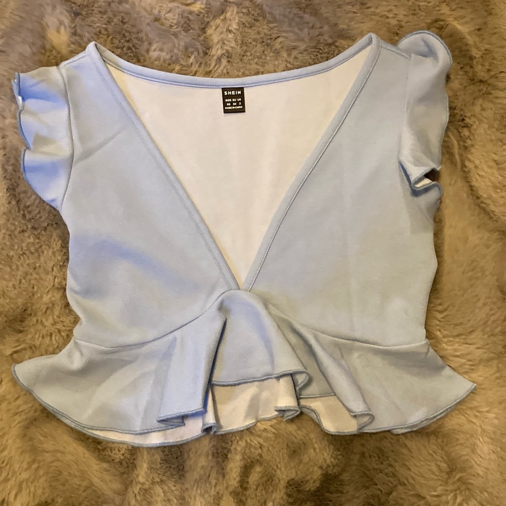 Deep v crop top